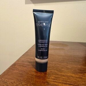 Mary Kay Timewise Luminous Foundation Beige N150